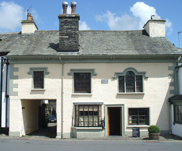 nearby-beatrix-gallery